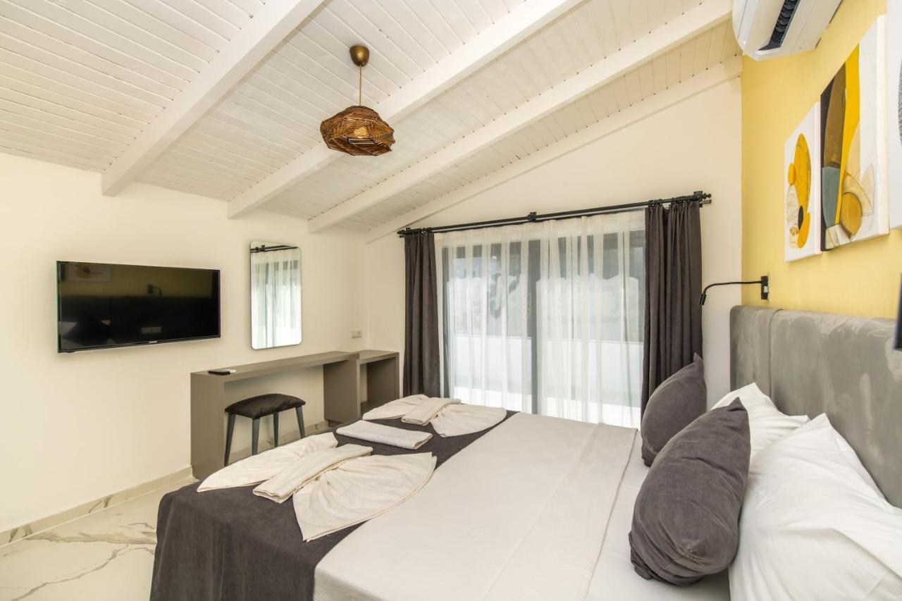 Leonis Hotel Kaş Ngoại thất bức ảnh